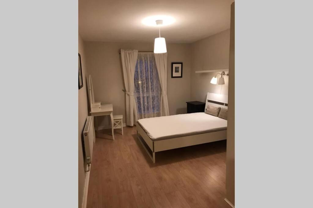 2 Bedroom Spacious And New Centre Apartamento *