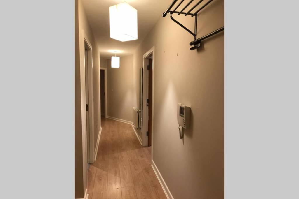 2 Bedroom Spacious And New Centre Apartamento *